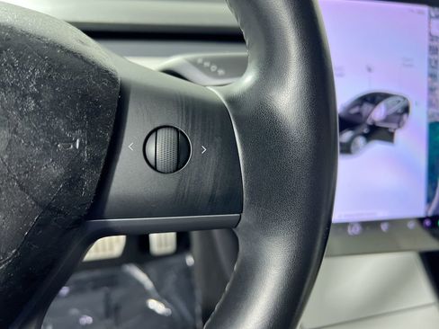 Used 2018 Tesla Model 3 Long Range image 17