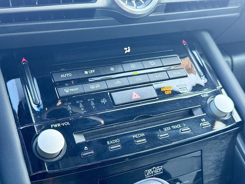 Used 2022 Lexus IS 350 F Sport image 29