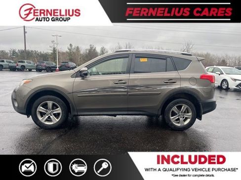 Used 2015 Toyota RAV4 XLE image 2