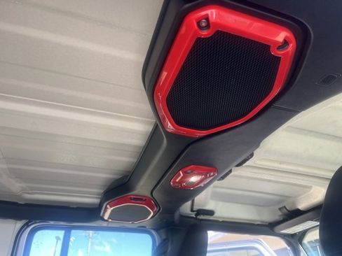 Used 2018 Jeep Wrangler Unlimited Sport S image 37