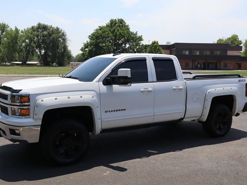 Used 2015 Chevrolet Silverado 1500 LT w/ All Star Edition AWD/4WD image 10