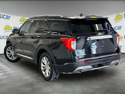 Used 2023 Ford Explorer Limited w/ Limited Technology Package