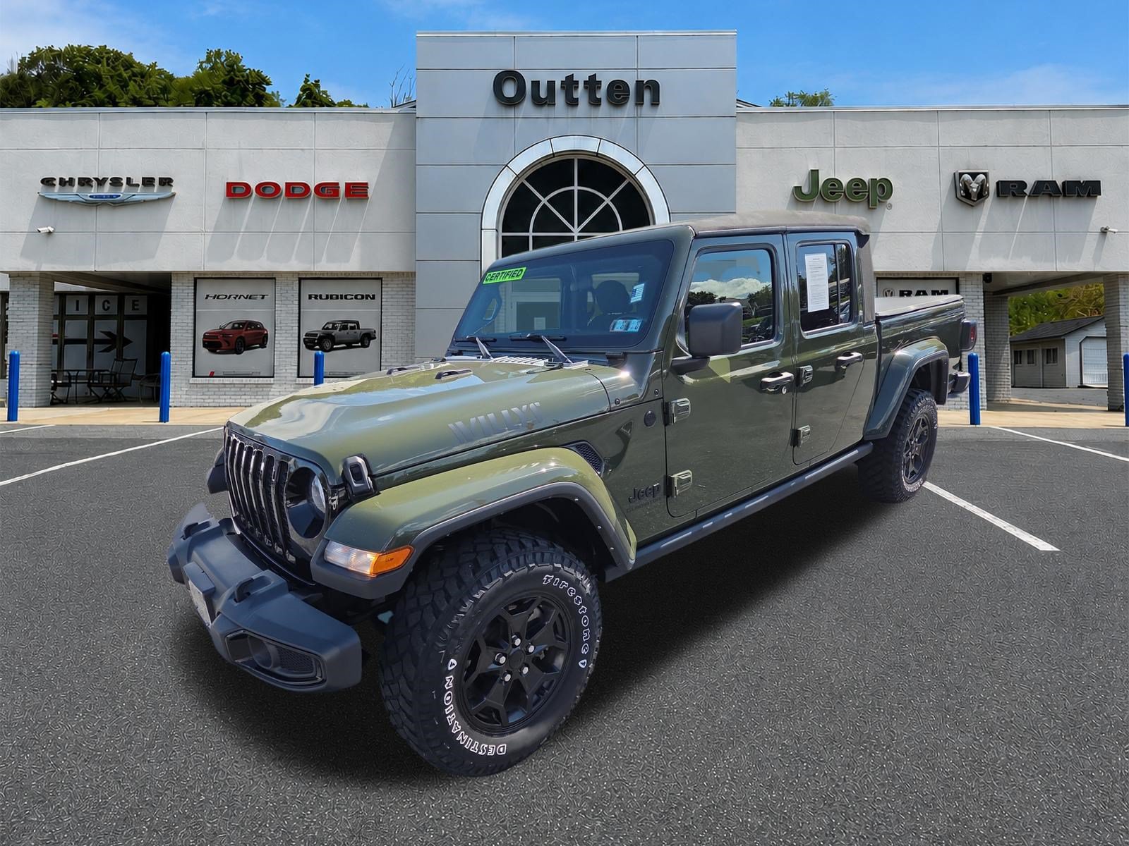 Certified 2022 Jeep Gladiator Sport AWD/4WD image 8