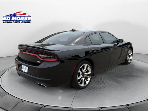 Used 2016 Dodge Charger R/T w/ Premium Group RWD image 5