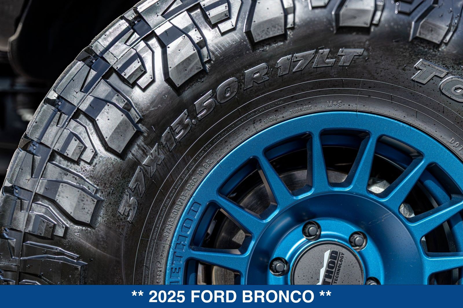 Used 2025 Ford Bronco Badlands AWD/4WD image 24