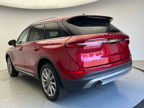 Used 2022 Lincoln Corsair Standard w/ Premium Package image 4