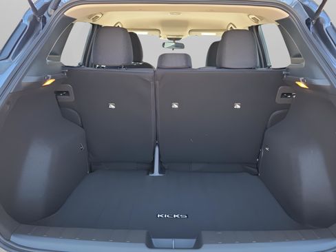 New 2026 Nissan Kicks S image 8