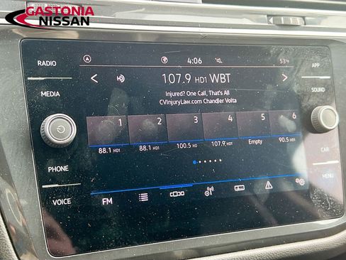 Used 2024 Volkswagen Tiguan SE image 18