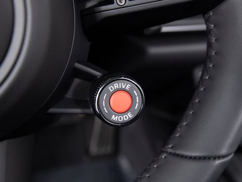 Certified 2026 Porsche 911 Carrera S RWD image 24