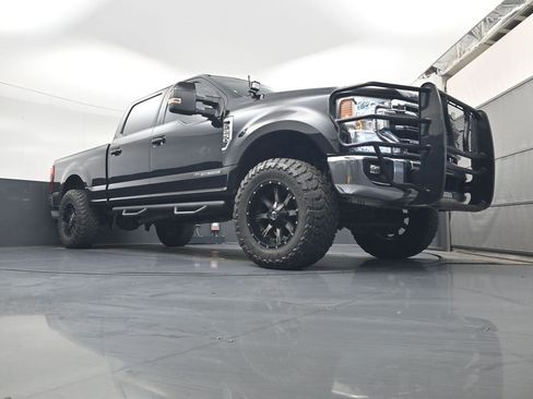 Used 2020 Ford F250 Lariat w/ Lariat Ultimate Package image 24