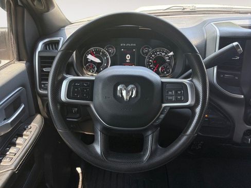 Used 2022 RAM 2500 Big Horn AWD/4WD image 10