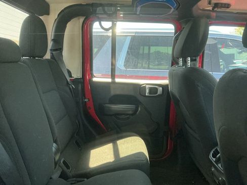 Used 2020 Jeep Gladiator Sport w/ Quick Order Package 24S image 8