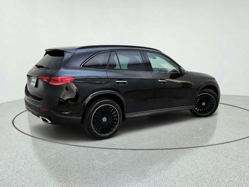 Certified 2026 Mercedes-Benz GLC 300 image 8