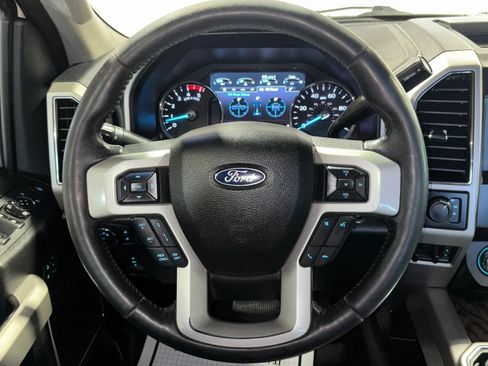 Used 2019 Ford F350 Lariat AWD/4WD image 12