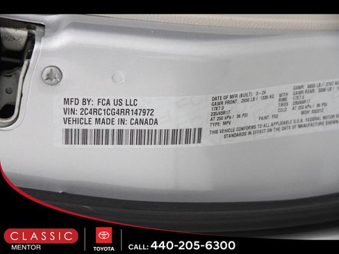 Used 2024 Chrysler Voyager LX image 25