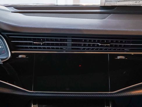 New 2026 Audi RS Q8 performance image 14