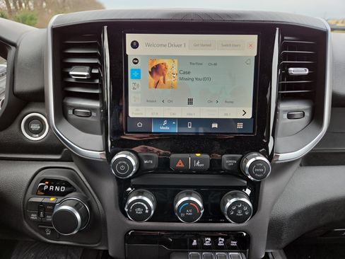 New 2026 RAM 1500 Express AWD/4WD image 14