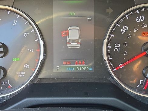 Used 2020 Toyota RAV4 XLE w/ All Weather Liner Package AWD/4WD image 17
