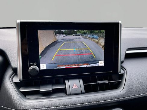 Certified 2023 Toyota RAV4 LE FWD image 27