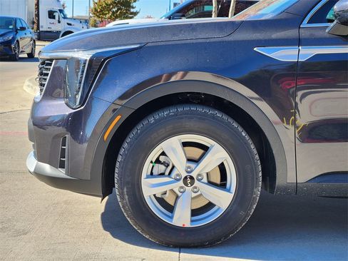 New 2026 Kia Sorento LX image 5