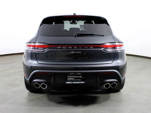 Certified 2024 Porsche Macan AWD/4WD image 6