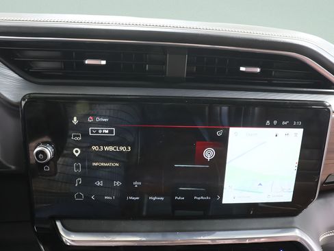 Used 2025 GMC Sierra 2500 Denali Ultimate AWD/4WD image 12