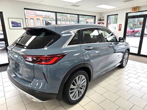 Used 2023 INFINITI QX50 Luxe AWD/4WD image 13