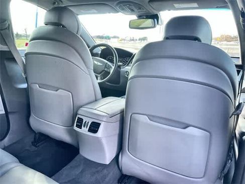 Used 2015 Hyundai Genesis 3.8 w/ Option Group 04 image 13