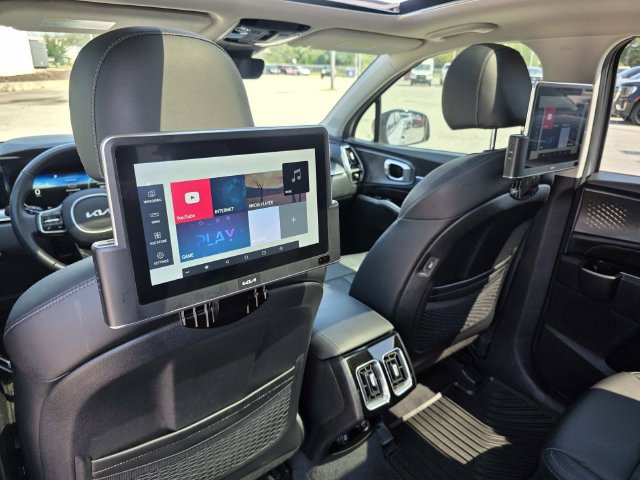 Used 2023 Kia Sorento SX FWD image 7