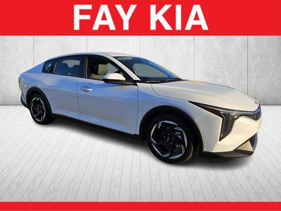 New 2025 Kia K4 EX
