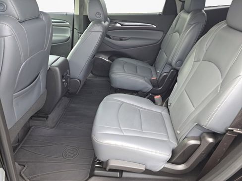 Used 2020 Buick Enclave Essence w/ Sport Touring Edition image 12