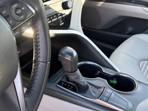 Certified 2023 Toyota Camry SE image 11
