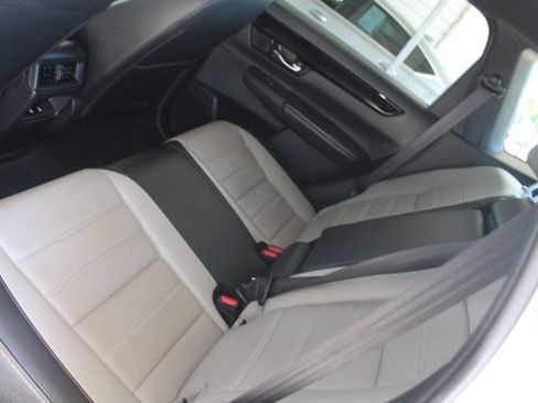 Used 2023 Honda CR-V Sport Touring image 17