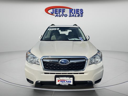 Used 2016 Subaru Forester 2.5i Premium w/ All-Weather Package AWD/4WD image 2