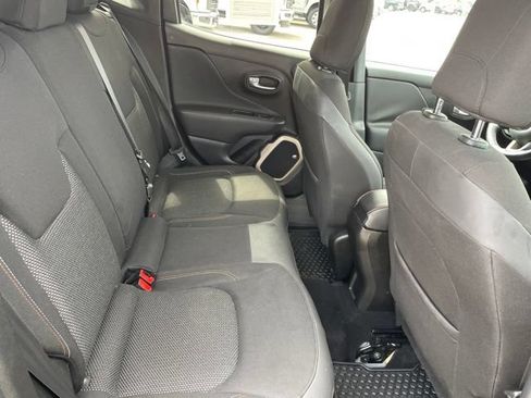 Used 2016 Jeep Renegade 75th Anniversary FWD image 48