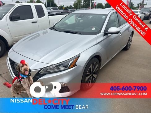 Used 2021 Nissan Altima 2.5 SV AWD/4WD image 1
