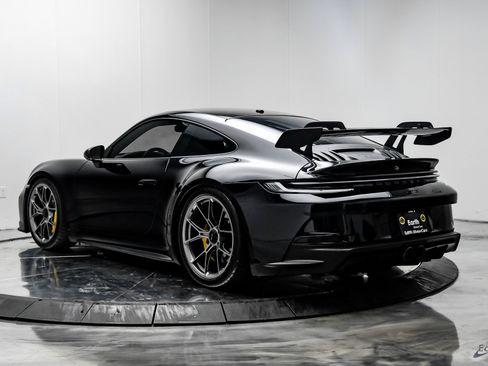 Used 2022 Porsche 911 GT3 image 8