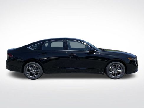 New 2026 Honda Accord EX-L image 2