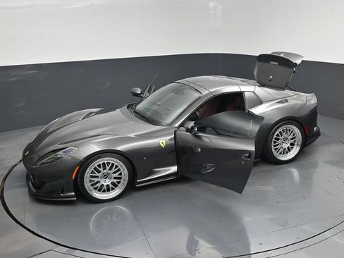 Used 2023 Ferrari 812 GTS RWD image 20
