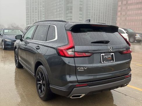 Used 2025 Honda CR-V Sport image 9