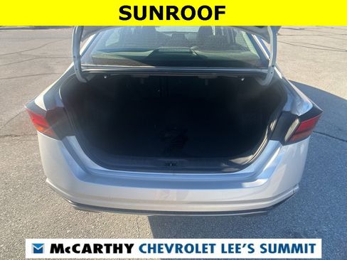 Used 2019 Nissan Altima 2.5 SR w/ SR Premium Package image 17