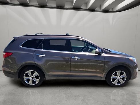 Used 2015 Hyundai Santa Fe GLS AWD/4WD image 6