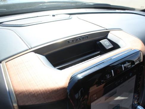 Used 2023 RAM 2500 Limited image 22