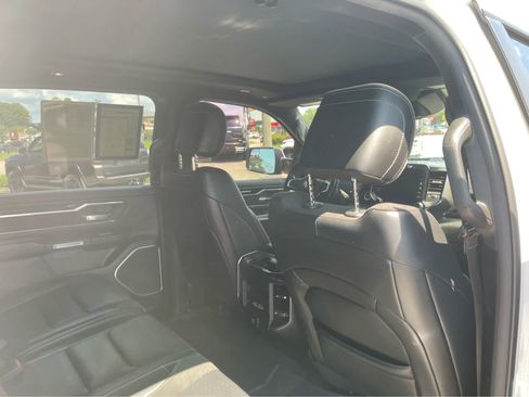Used 2021 RAM 1500 Laramie w/ Sport Appearance Package AWD/4WD image 24