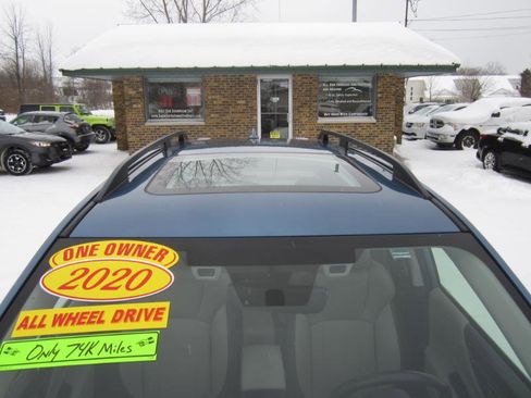 Used 2020 Subaru Forester Limited image 5