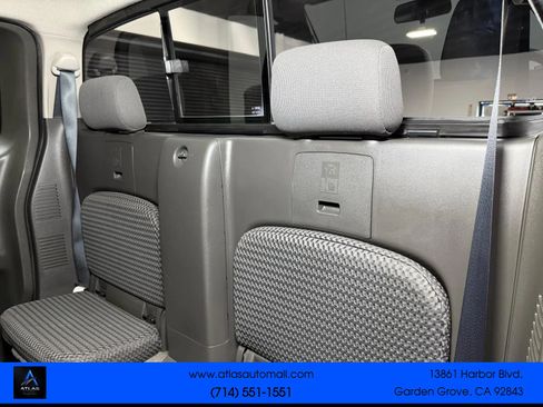 Used 2013 Nissan Frontier SV AWD/4WD image 18