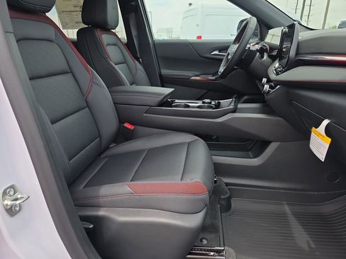 New 2026 Chevrolet Equinox RS FWD image 15