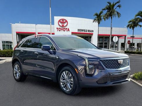 Used 2025 Cadillac XT4 Premium Luxury FWD image 30