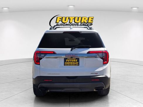 Used 2023 GMC Acadia AT4 w/ Technology Package AWD/4WD image 5