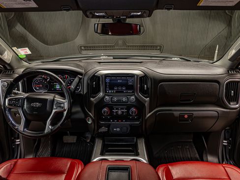 Used 2021 Chevrolet Silverado 1500 LT Trail Boss w/ Bed Protection Package AWD/4WD image 15
